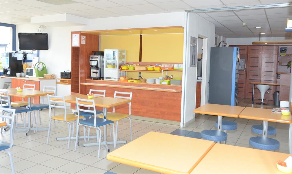 Ibis Budget Nevers Varennes Vauzelles Екстер'єр фото