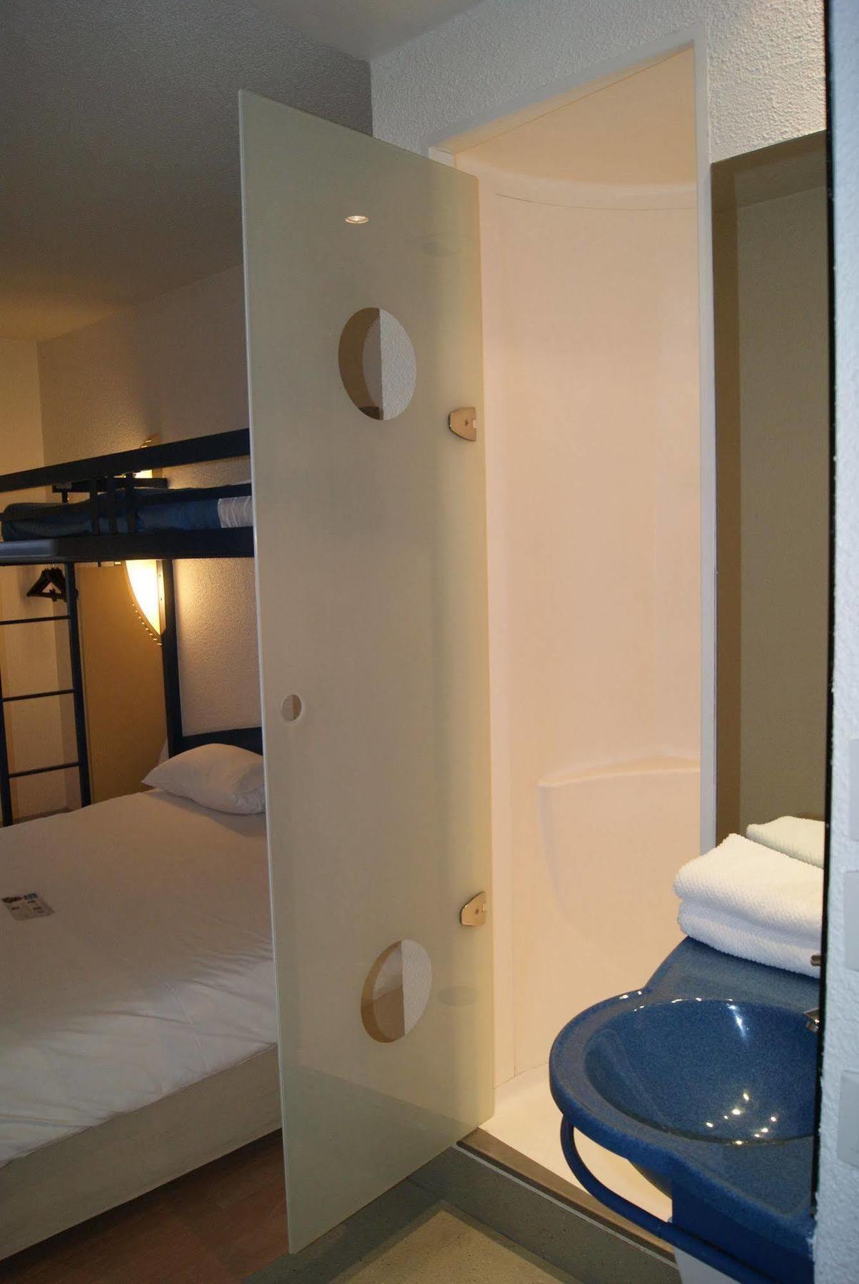 Ibis Budget Nevers Varennes Vauzelles Екстер'єр фото